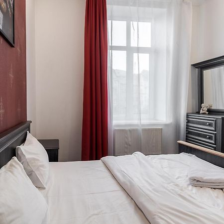 Halytska Apartment Lviv Bagian luar foto